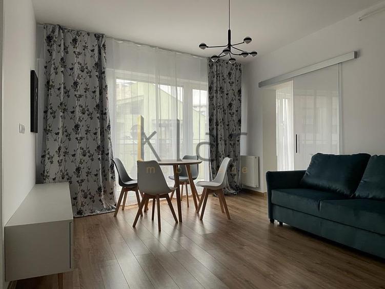 Apartament cu 2 camere semidecomandat, mobilat în Plopilor