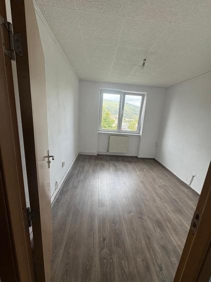 Apartament 3 camere - 1