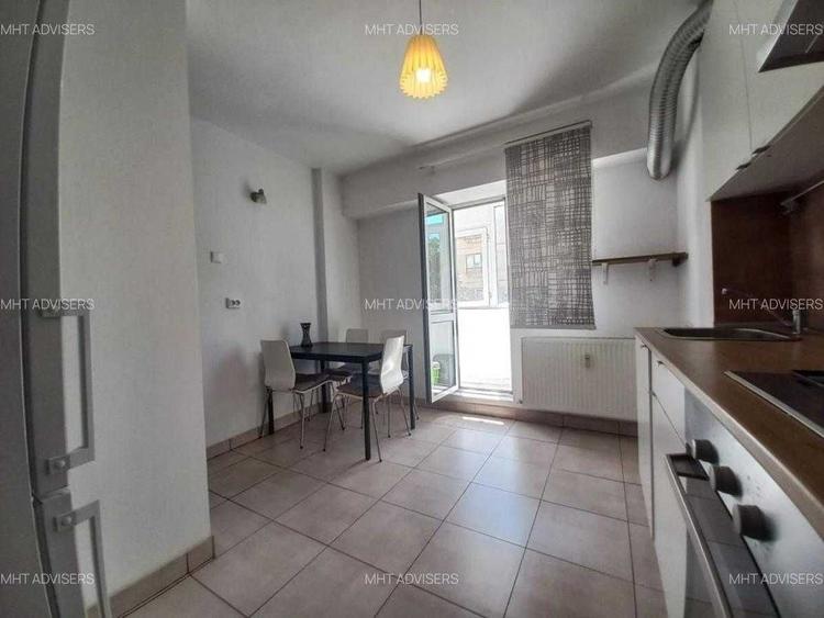 Apartament cu 2 camere decomandat în Panduri