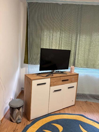 Garsonieră decomandată în Petros