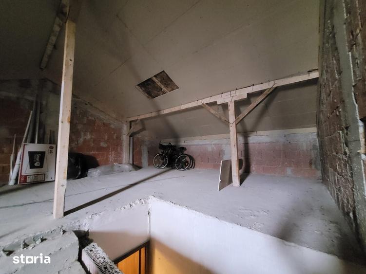Casă cu 3 camere cu Teren 110 Mp în Central