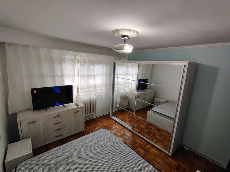 Apartament cu 3 camere decomandat în Nord