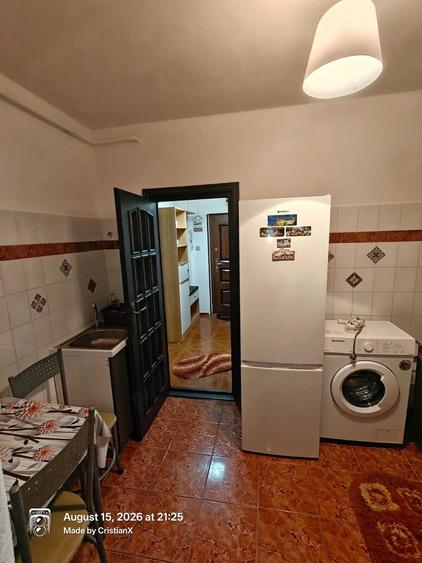 Garsonieră decomandată în Școlilor