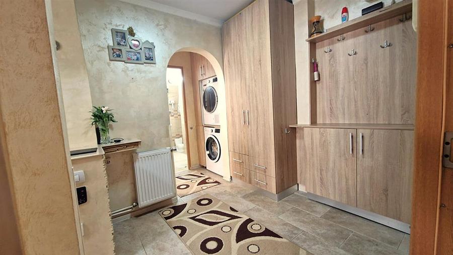 Apartament cu 2 camere decomandat în Dacia