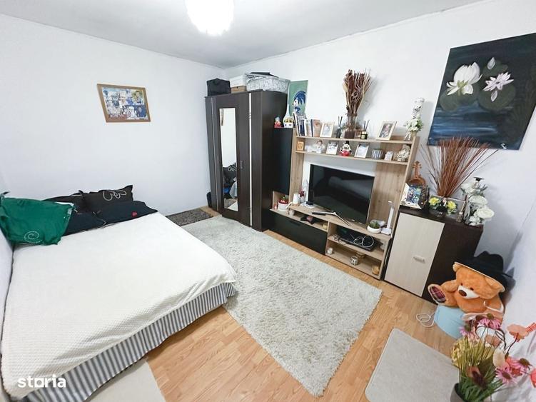 Casă cu 3 camere cu Teren 1176 Mp în Central