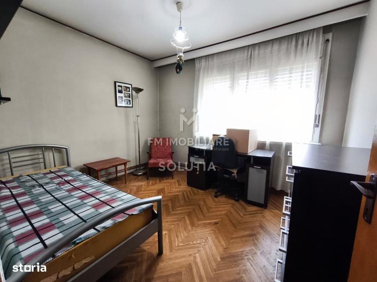 Apartament cu 3 camere decomandat în Central