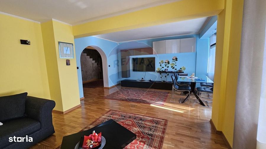 Casa / Vila de lux cu 8 camere de vanzare in Obcini, Suceava - 9