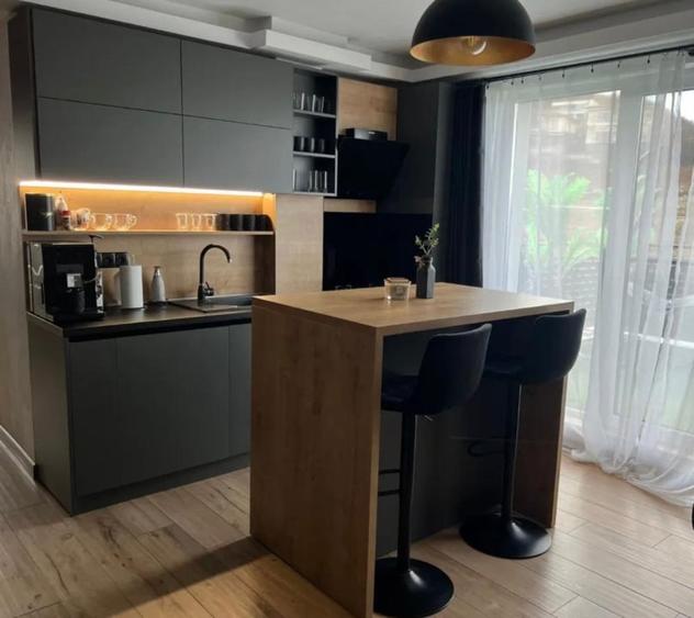 Apartament cu 2 camere semidecomandat în Florești