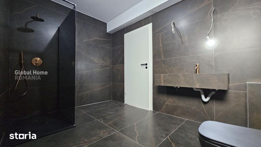 Casă cu 5 camere cu Teren 128 Mp în Central