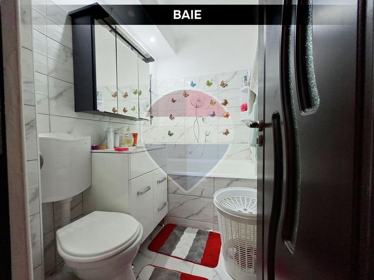 Apartament cu 3 camere decomandat, mobilat în Central