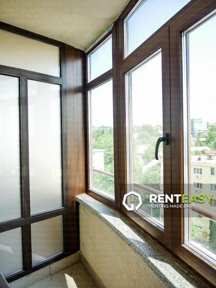Apartament cu 3 camere în Podul de Fier