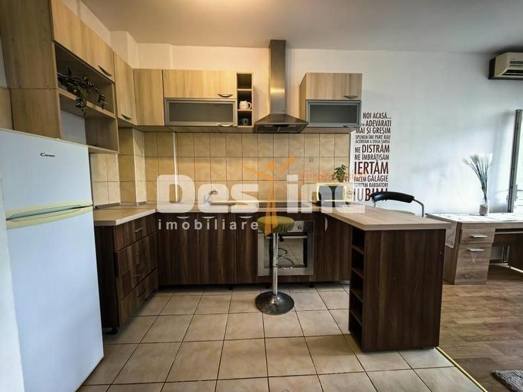 Apartament cu 2 camere semidecomandat, mobilat în Bularga