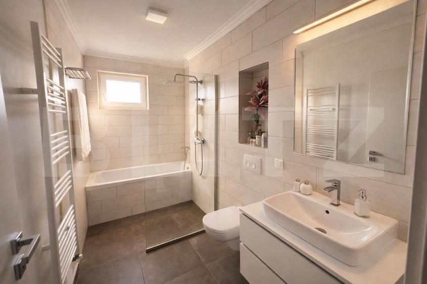 Apartament cu 2 camere decomandat în Libertății