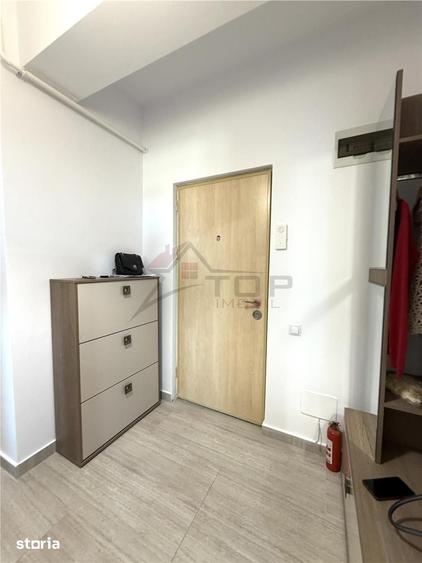 Apartament cu 3 camere decomandat în Cug