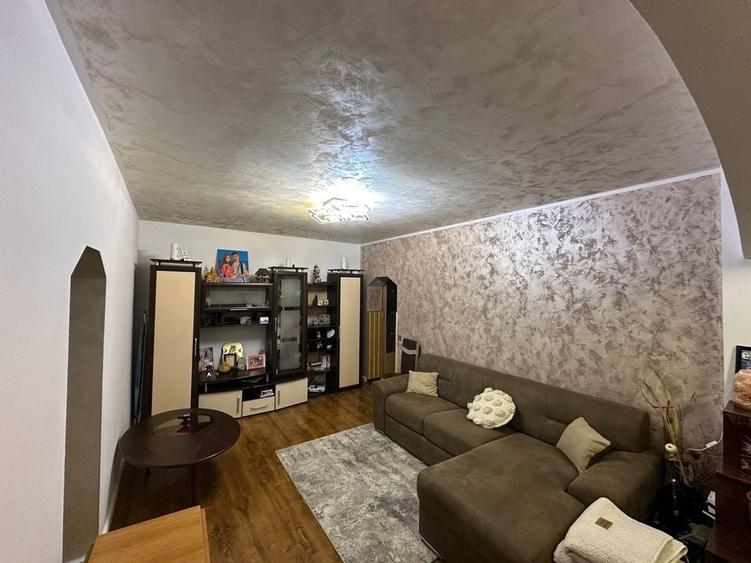 De vanzare apartament 3 camere in Alexandria, Teleorman - 5
