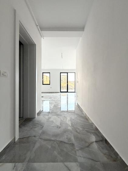 SAD, 53 mp utili, open-space, parter, bloc nou -  Esso Giroc - 4