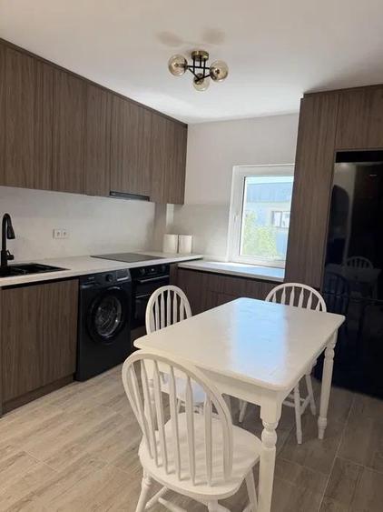 Apartament cu 3 camere decomandat, mobilat în Aviației