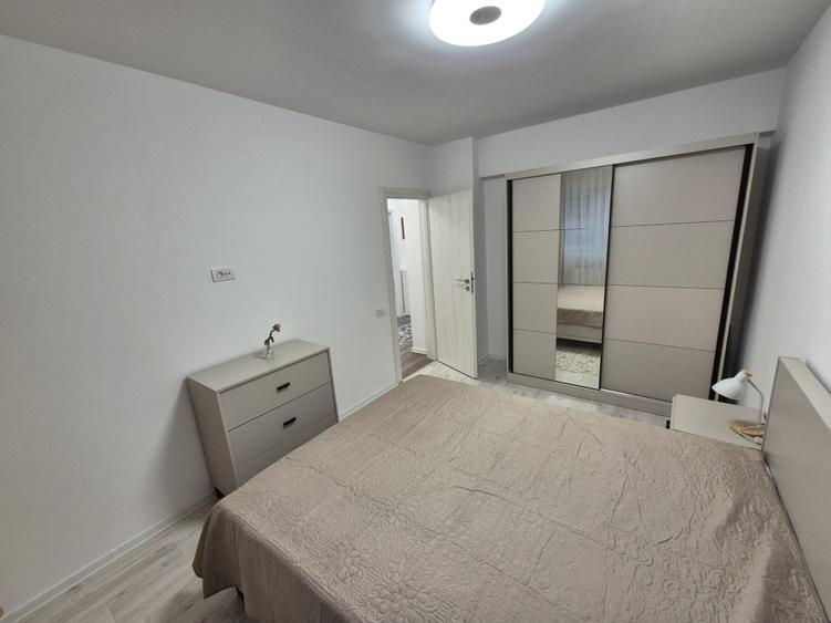 Apartament cu 2 camere decomandat în Sânpetru