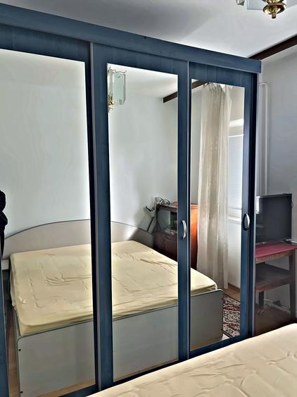 Apartament cu 2 camere decomandat în Republicii