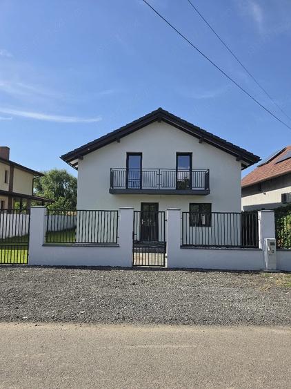 Casă cu Teren 500 Mp în Sânmihaiu Român