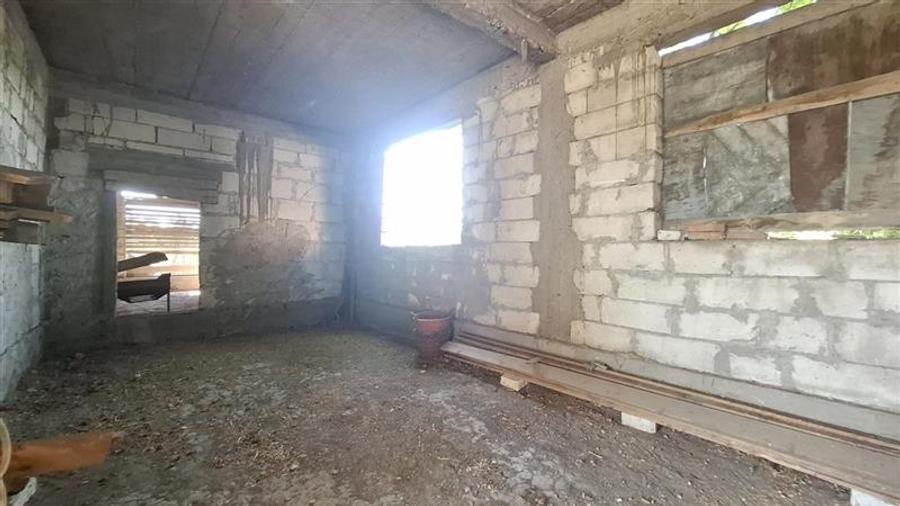 Casă individuală cu 5 camere cu Teren 1000 Mp în Gologanu