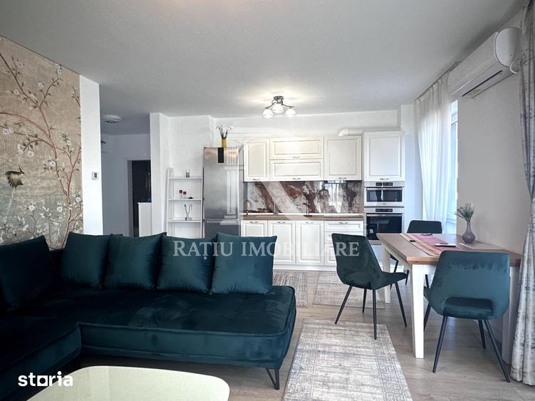 Apartament cu 3 camere decomandat în Orașul Nou