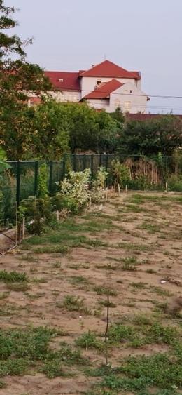 Teren Construcții intravilan de 500 mp, în Sud