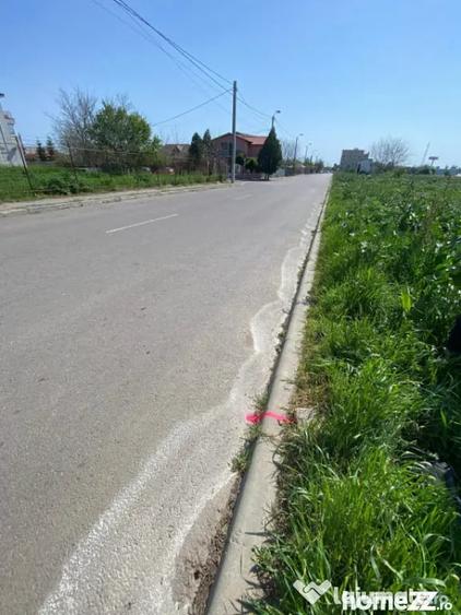 Teren de 5543 mp, în Km 5