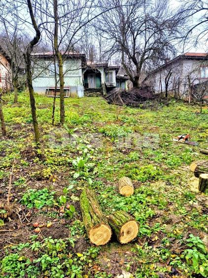 Teren Construcții intravilan de 3015 mp, în Mălăeștii de Sus