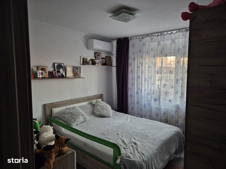 Apartament 3 camere etaj 4 de vanzare Podu Ro?, Aleea Rozelor, - 8