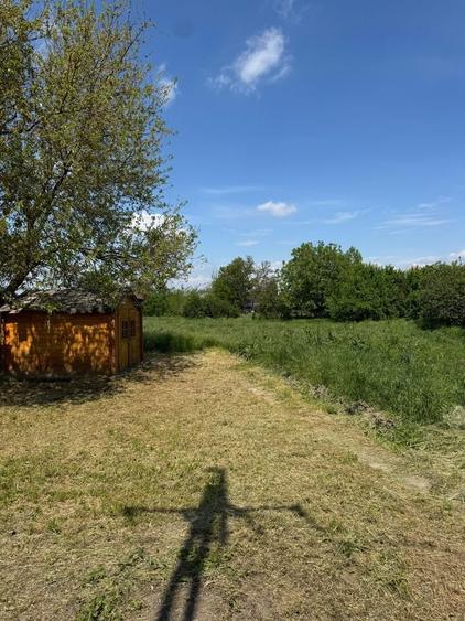 Teren de 700 mp, în Victoria