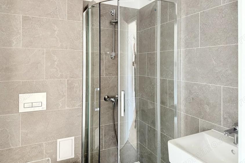 Apartament cu 4 camere decomandat în Chitila