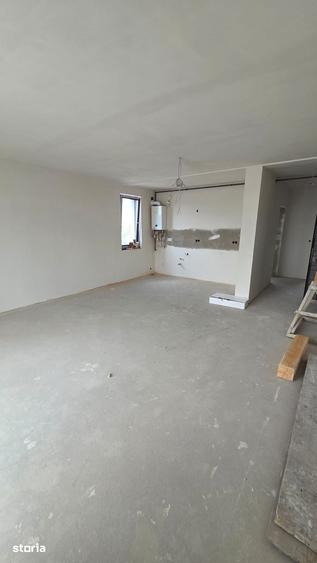 Apartament nou, semifinisat, 69 mp utili + balcon 7 mp, etaj 1 - 5