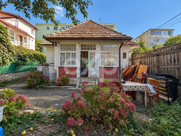 Casă individuală cu 2 camere cu Canalizare în Astra
