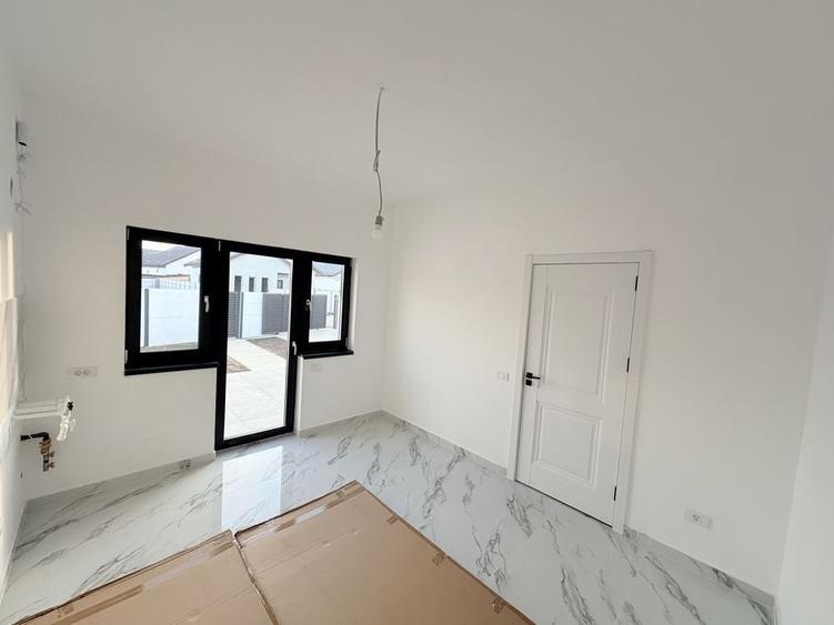 Casă cu 2 camere în Central