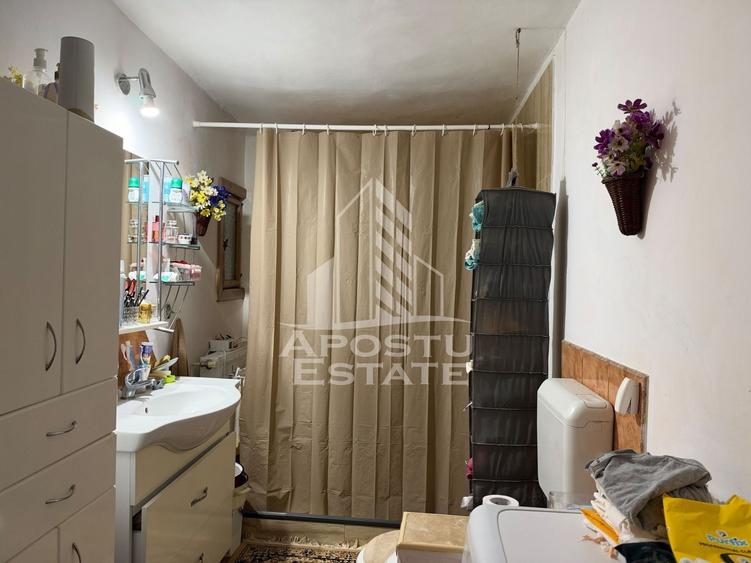 Casă individuală cu 5 camere cu Canalizare în Dâmbovița