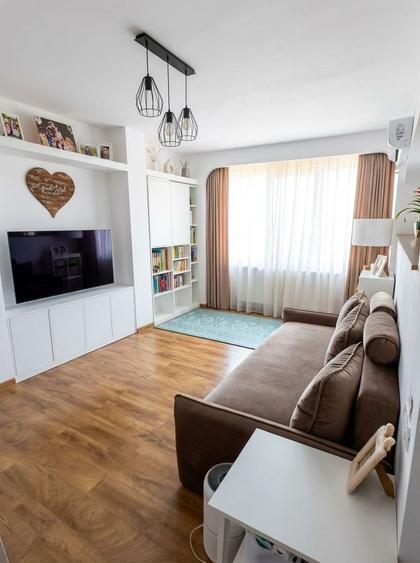 Apartament cu 4 camere decomandat, mobilat în Circumvalațiunii