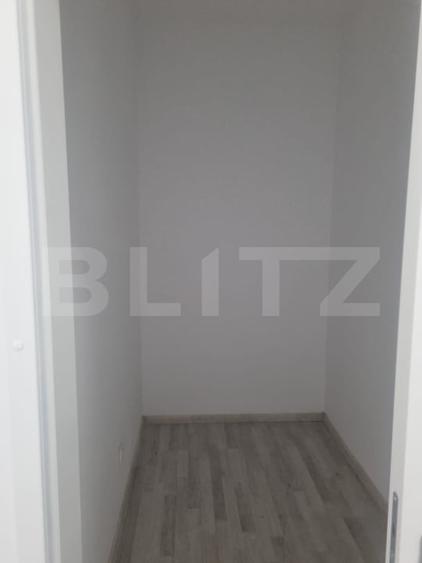 Apartament cu 3 camere decomandat în Independenței