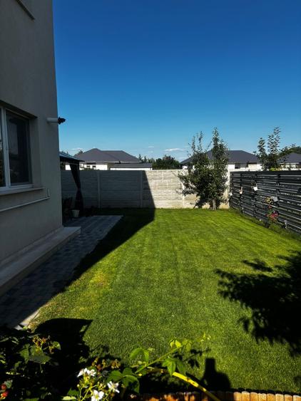 Casă individuală cu 42 camere cu Canalizare în Corbeanca