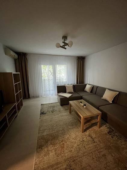 Apartament cu 2 camere decomandat, mobilat în Nerva Traian