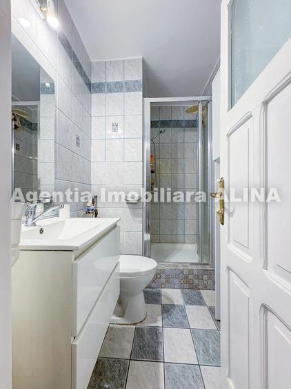 Apartament cu 4 camere decomandat în Ultracentral