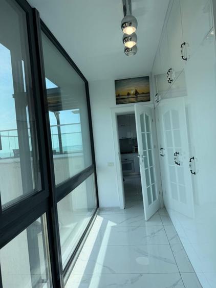 Apartament cu 2 camere semidecomandat, mobilat în Nord