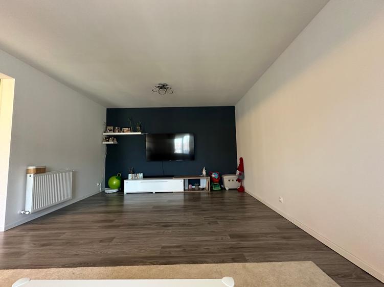 Casă individuală cu 3 camere cu Canalizare în Odăile