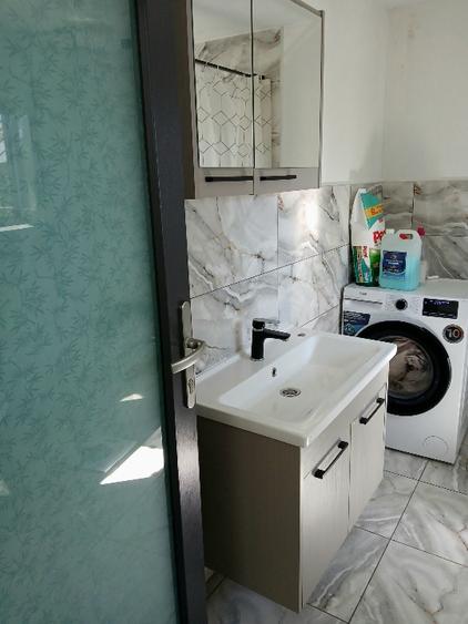 Casă individuală cu 2 camere cu Teren 1568 Mp în Roata de Jos