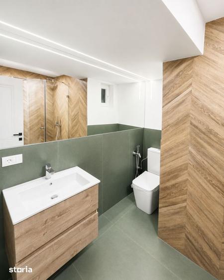 Apartament cu 3 camere decomandat în Centrul Istoric