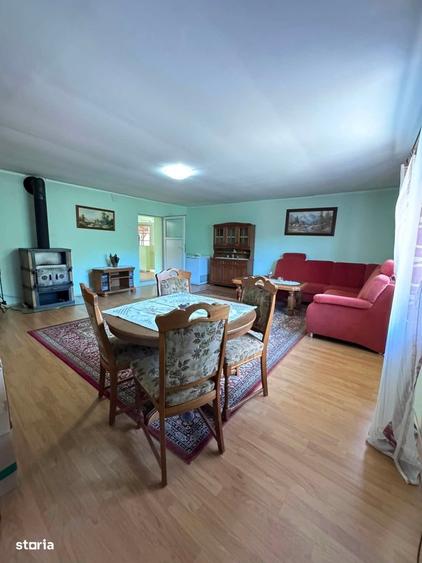 Casă cu 2 camere cu Teren 2380 Mp în Iacobeni