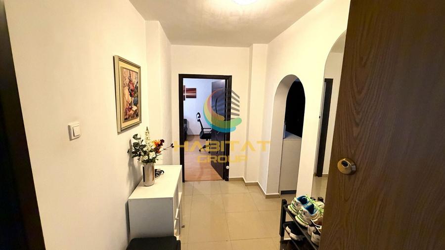 Apartament cu 3 camere decomandat, mobilat în Vitan Mall