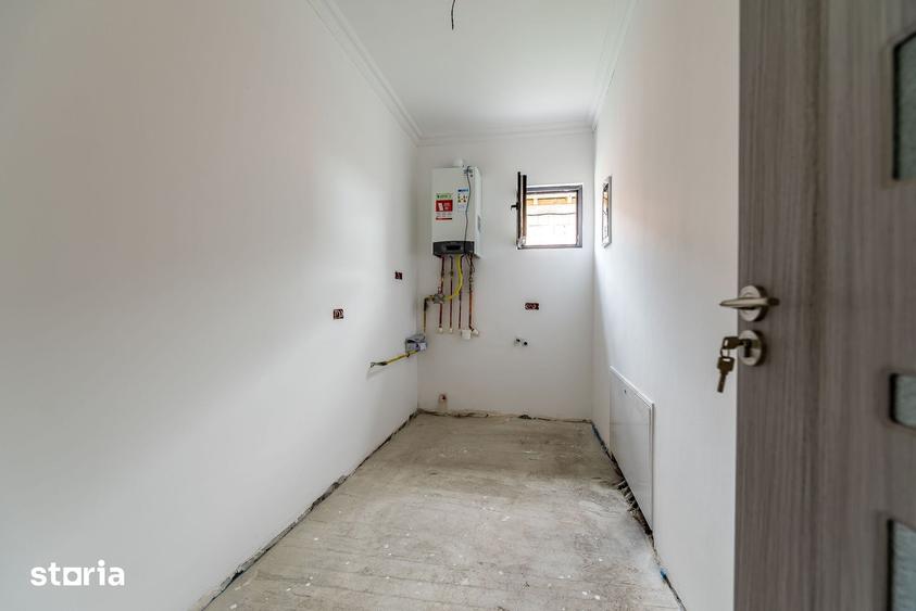 Casă cu 4 camere cu Teren 511 Mp în Grădiște