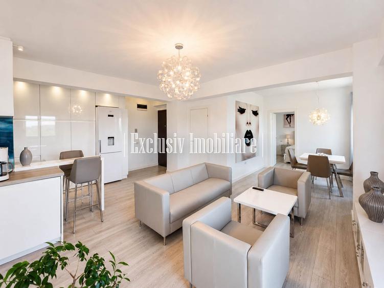 Apartament cu 3 camere decomandat în Faleza Nord