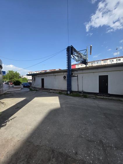 Spațiu comercial, de 80 mp, în 9 Mai